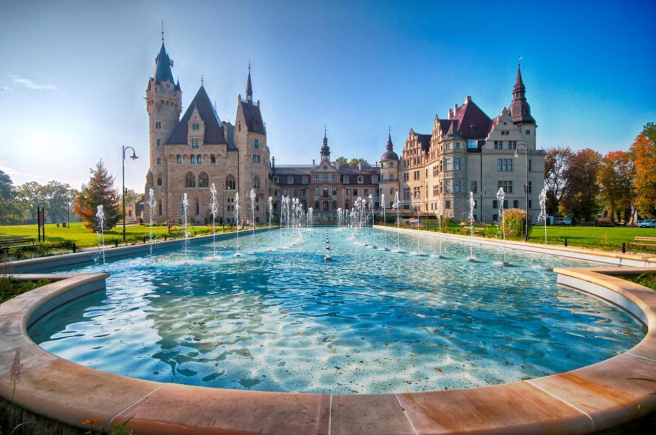 Moszna Zamek Hotel Exterior foto